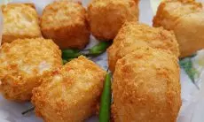 Tahu Goreng Kremes: Sensasi Renyah di Setiap Gigitan, Cocok untuk Jadi Raja di Meja Makanmu!