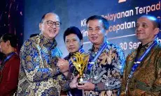 Jabar Terbaik Pertama dalam Anugerah Layanan Investasi 2024