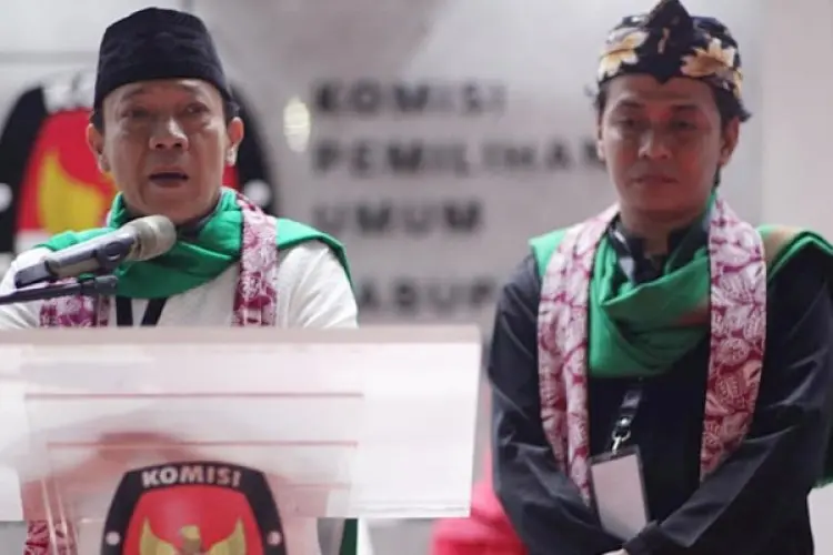 1 Lawan 17 di Pilbup Bogor 2024, Pasangan Bayu Syahjohan-Musyafaur Rahman Dapat Wejangan dari Kader Senior Banteng 