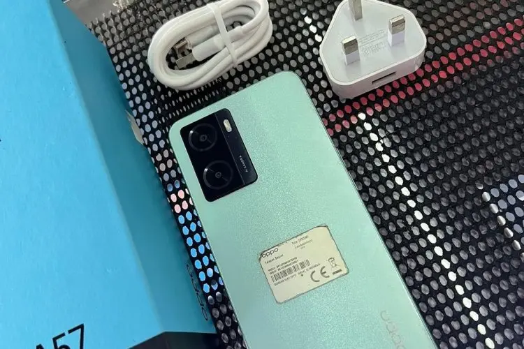 Bingung Pilih HP Oppo? Ini Daftar HP Oppo Murah dengan Performa Gahar yang Wajib Kamu Pertimbangkan di Desember 2024