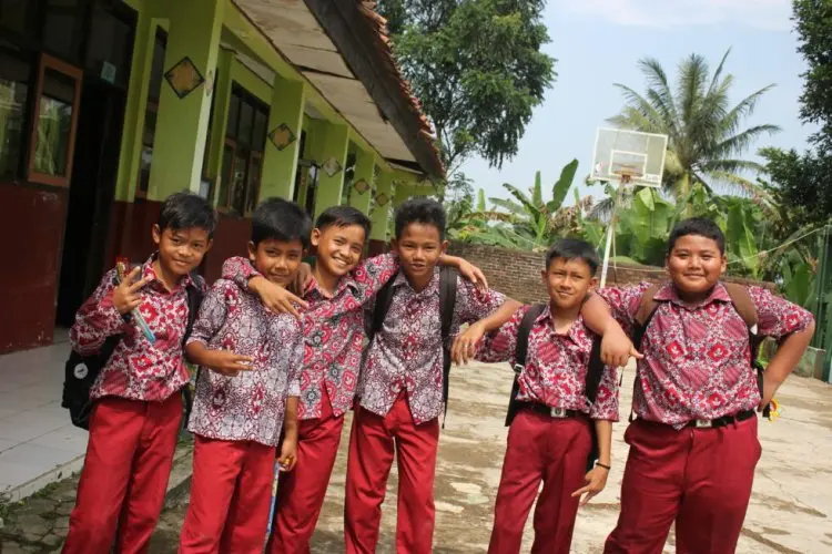 Melayani dengan Hati, Mewujudkan Sekolah Inklusi