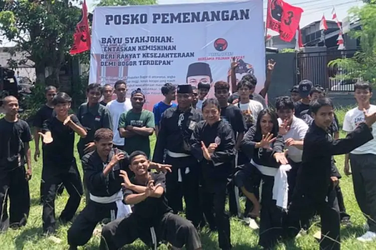 Pendekar Silat PSHT Dukung Bayu Syahjohan-Misyafaur Rahman di Pilbup Bogor 2024