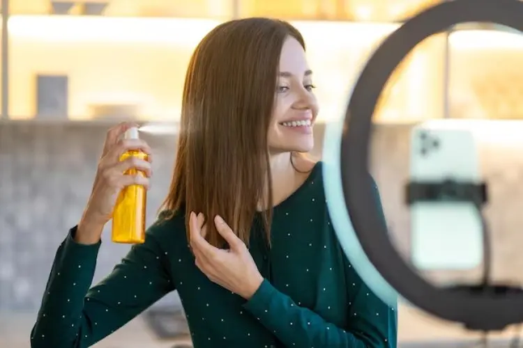Panduan Aman Menggunakan Hair Spray, Tips untuk Menjaga Kesehatan Rambut Anda
