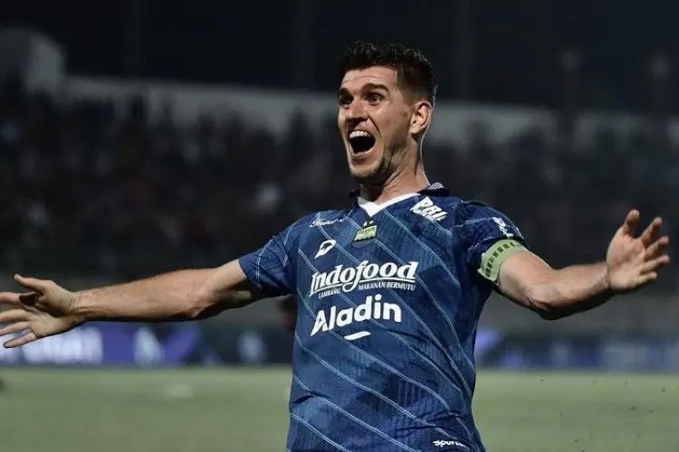 Nick Kuipers Bertekad Tutup Kran Gol Top Skorer PSM Makassar Nermin Haljeta