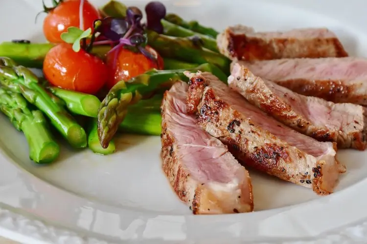 6 Trik Memotret Makanan dengan HP Agar Instagram-mu Makin Menggoda Selera