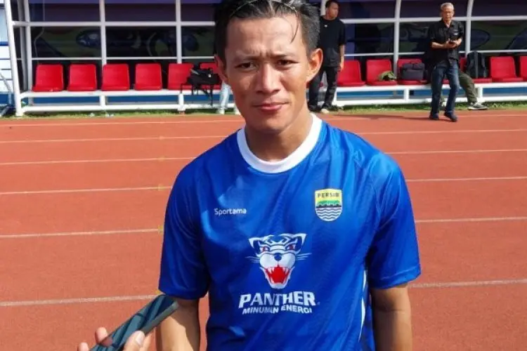 Ini Dia Starting Persib Lawan PSM, Henhen Kembali dan Langsung Jadi Starter