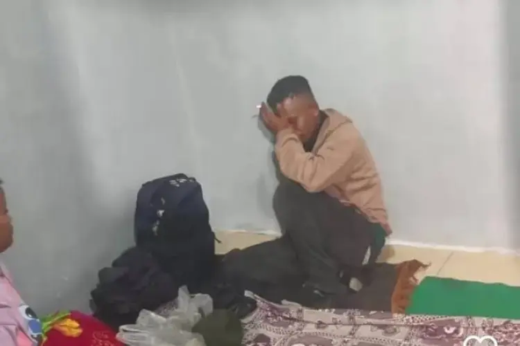 Jauh-jauh dari NTT ke Jember, Pria Ini Harus Rela Cintanya Kandas Ditolak Kekasih