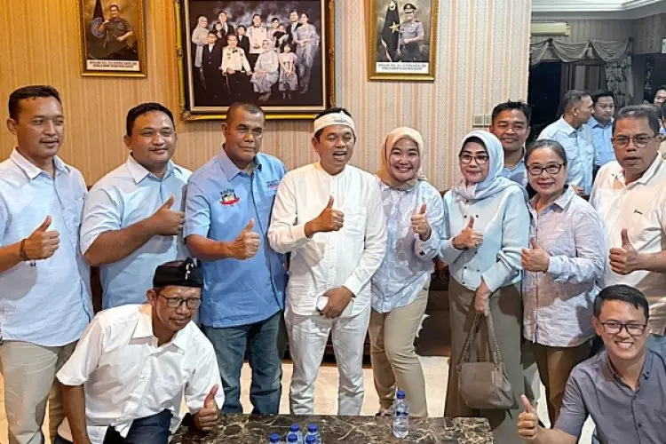Cagub Jabar Dedi Mulyadi Sambangi Kediaman Ketua Kadin Kabupaten Bogor