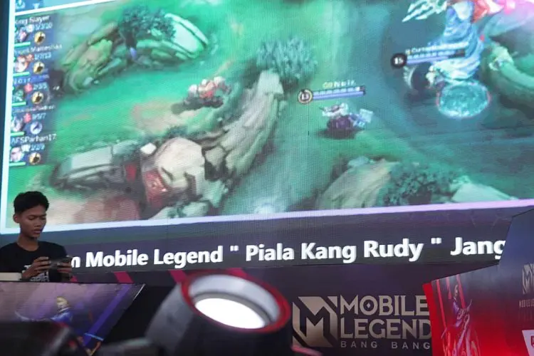 Tournament E-Sport Mobile Legend piala Kang Rudy Diikuti 64 Tim