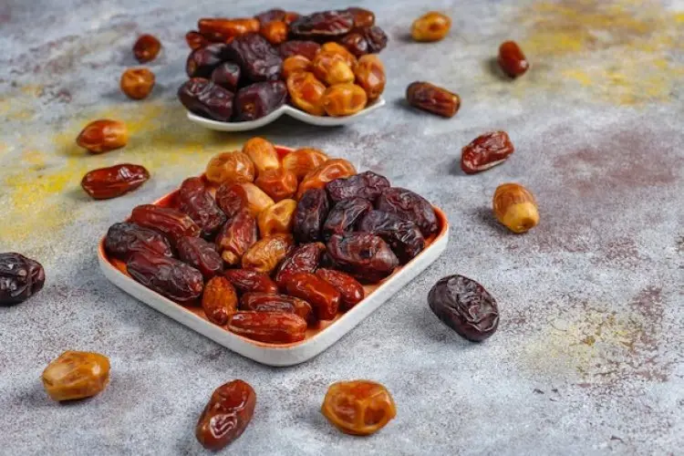 Rahasia Awet Muda dan Jantung Sehat dengan Air Rebusan Jahe dan Kurma