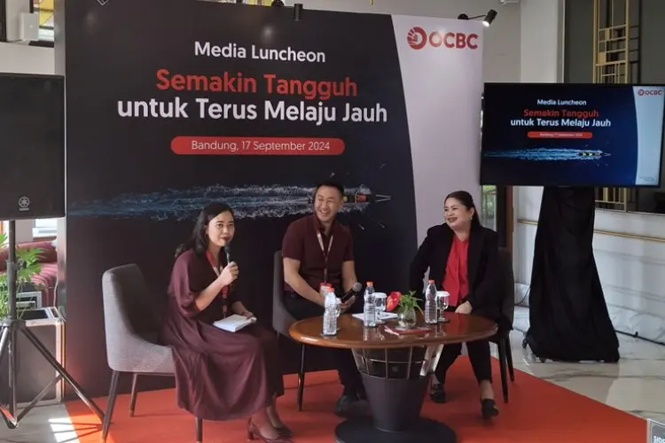 Kantongi Persetujuan OJK, OCBC Umumkan Merger dengan Commenwealth