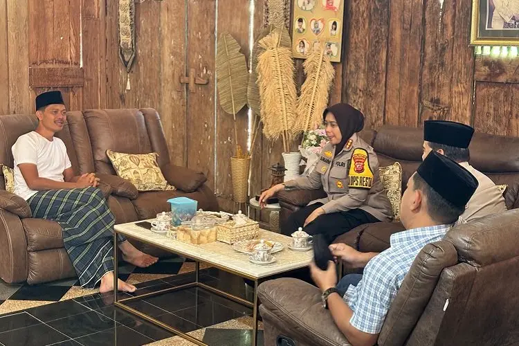 Ketemu Kyai Imam Jazuli, Ini yang Disampaikan Kapolresta Cirebon soal Rencana MLB NU