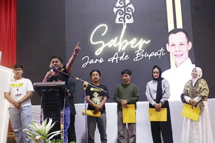 RAJA Bertransformasi menjadi Rudy SusmAnto - Jaro Ade