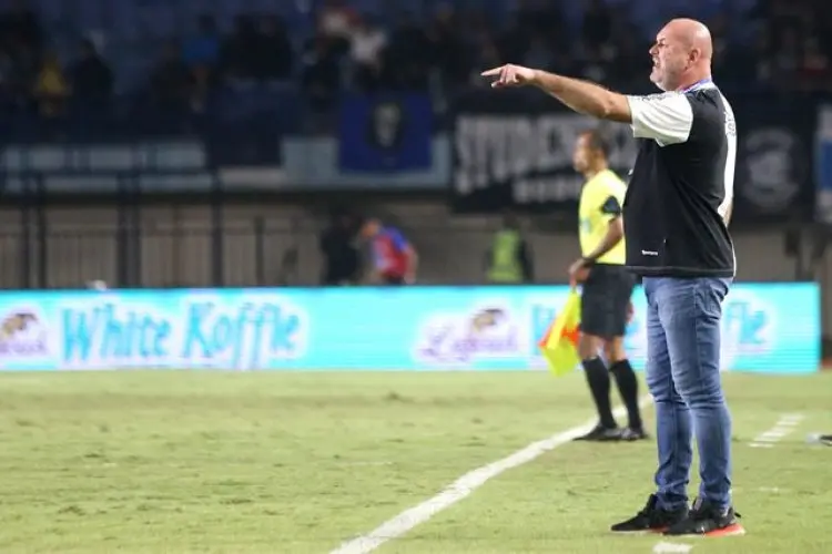 Bojan Hodak Pastikan Semen Padang Bakal Bermain 300 Persen Hadapi Persib Bandung