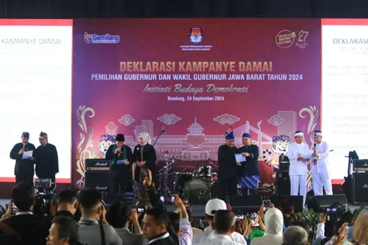 FOTO: Deklarasi Kampanye Damai Pilgub Jabar 2024