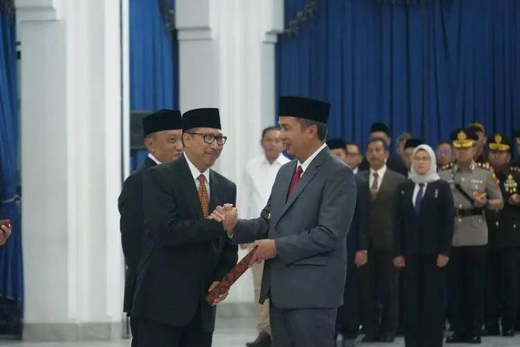Dilantik Pjs Bupati Indramayu, Dedi Taufik Diminta Atasi Kekeringan