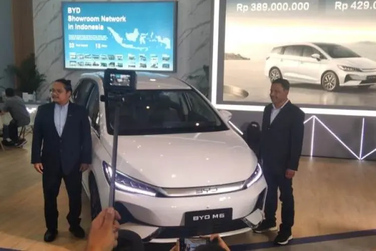 Di GIIAS Bandung 2024, BYD Perkenalkan MPV Listrik Segmen Medium Pertama untuk Keluarga