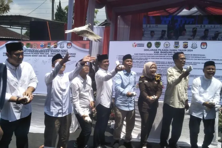 Jeje Ritchie Ismail Satu-satunya Calon yang Tak Hadir dalam Deklarasi Pilkada Damai, Ada Apa?