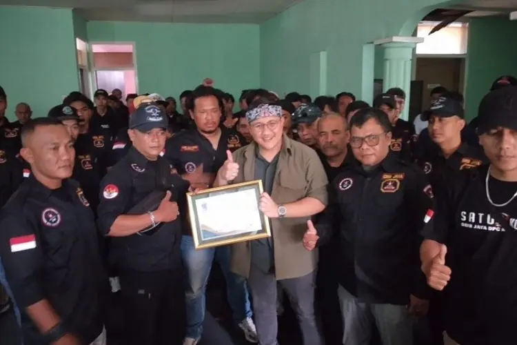 Gerakan Rakyat Indonesia Bersatu Deklarasi Dukung Pasangan Dandan Riza Wardana dan Arif Wijaya  Pimpin Kota Bandung