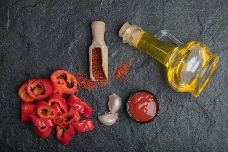 Minyak Cabai: Lebih dari Sekadar Bumbu, Ini Manfaatnya!