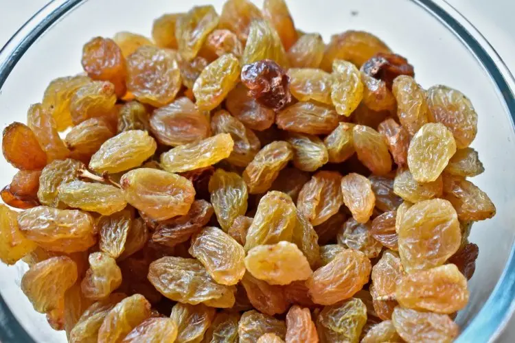 Jangan Remehkan Kismis! 7 Manfaat Tak Terduga untuk Kesehatan Tubuh Anda