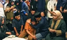 Kuatkan Ikang Fauzi, Anies Baswedan Puji Sosok Mendiang Marissa Haque Sosok yang Banyak Menoreh Prestasi