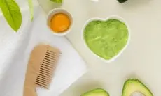 3 Masker Alami untuk Rambut Keriting: Dapatkan Kelembutan dan Kilau yang Anda Impikan!