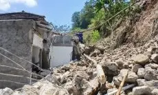 Dua Rumah di Kompleks Bukit Cibogo Living Rusak Berat Usai DPT Perumahan Mandalika Residence Ambrol