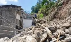 BPBD Kota Cimahi Ungkap Faktor yang Diduga Menjadi Pemicu Ambrolnya TPT Perumahan Mandalika yang Menimbun Dua Rumah di Kompleks BCL