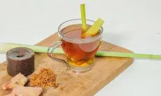 Wedang Jahe Serai: Pelukan Hangat Alami untuk Tubuh yang Lelah Saat Musim Hujan