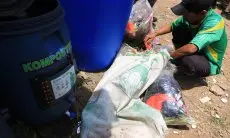 FOTO: Pengelolaan Sampah di Pasar Sederhana Kota Bandung