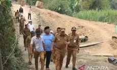 Pemkab Bekasi Perbaiki Jalan Cipayung-Cilampayan Akibat Longsor