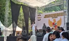 Jalan Santai Bareng Warga, R Dhani Wirianata Nilai Pentingnya Keberadaan Kebun Binatang Bandung