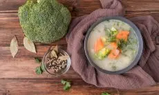 Resep 4 Sup Dingin Lezat untuk Mendukung Program Diet Anda