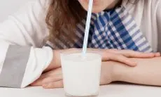 Susu Basi? Stop Ragu! Cek Segera dengan Cara Mudah dan Praktis Ini