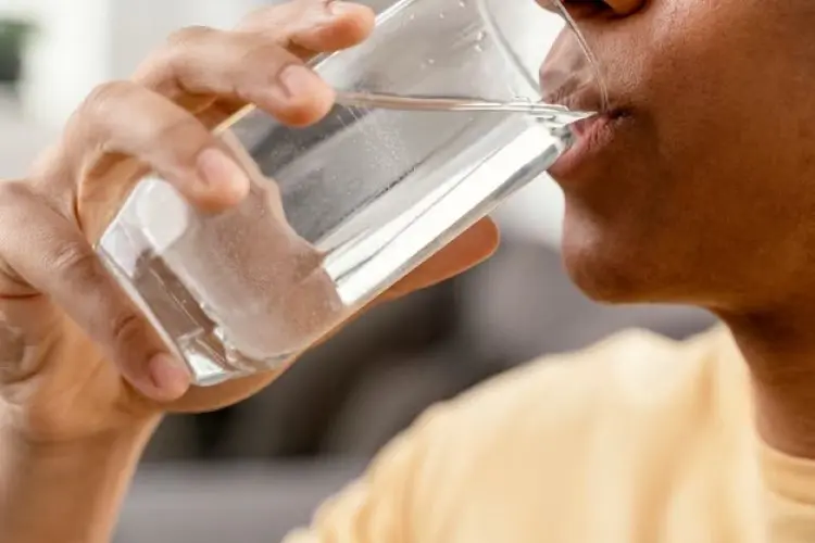Hidrasi Sehat: Berapa Banyak Air yang Perlu Anda Minum Setiap Hari?