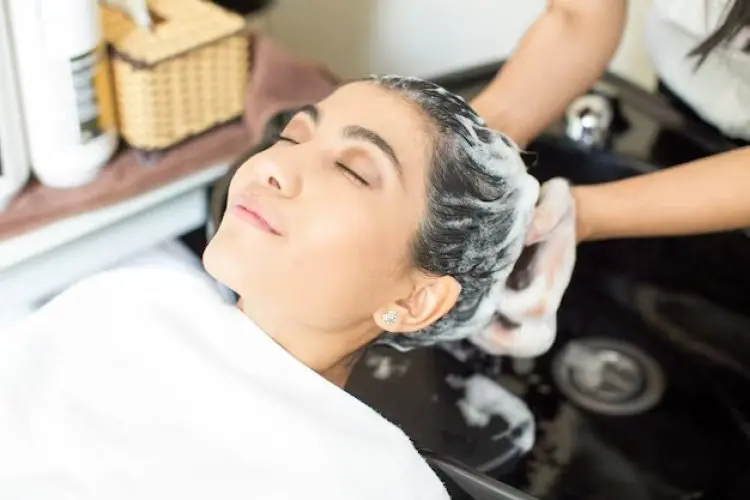 Spa Rambut DIY, Rahasia Rambut Indah Tanpa ke Salon