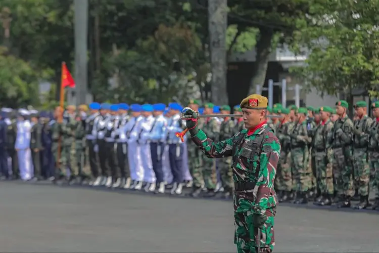 Dirgahayu TNI, Pj Wali Kota Bandung: Bersama Rakyat Kawal Kepemimpinan Nasional untuk Indonesia Maju 