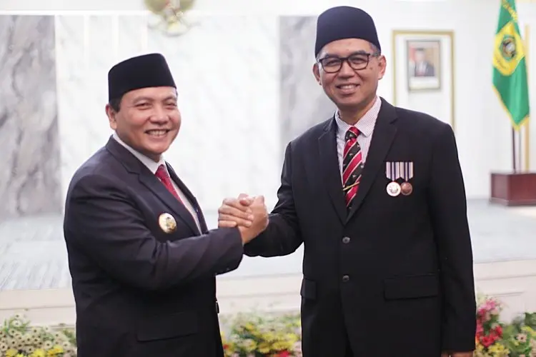 Kalahkan Kandidat Lainnya, Ajat Rochmat Jatnika Dilantik Bachril Bakrie sebagai Sekda Kabupaten Bogor