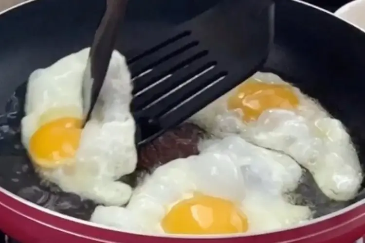 Bosan Telur Ceplok Gosong? Coba 5 Tips Ampuh Ini, Dijamin Hasilnya Sempurna dan Menggoda Selera!