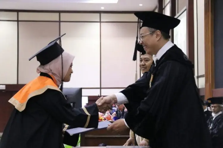 Sebanyak 837 Lulusan Itenas 2023/2024 Resmi Dilantik