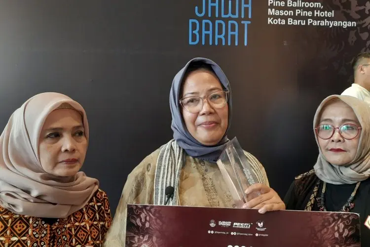 Selamatkan Tenun Gadod Majalengka dari Kepunahan Lewat PWJB 2024
