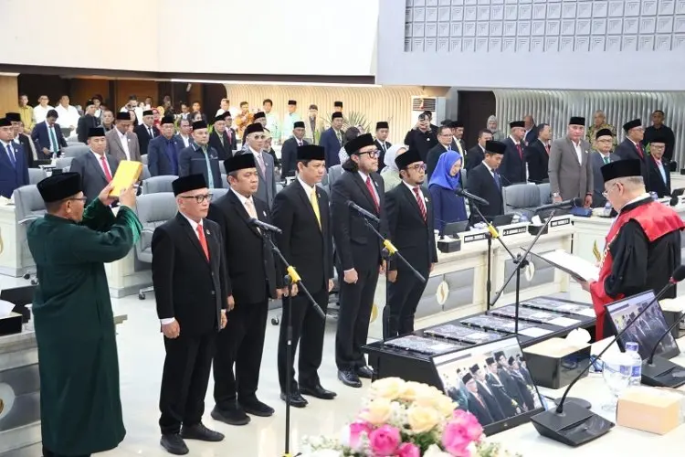 Sikap Kami: Lentera Cinta
