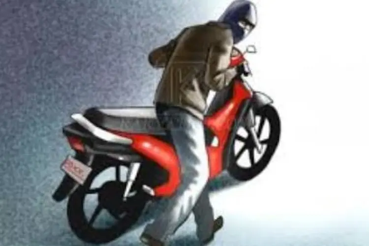 Pelaku Maling Motor jadi Bulan-bulanan Warga Cijerah