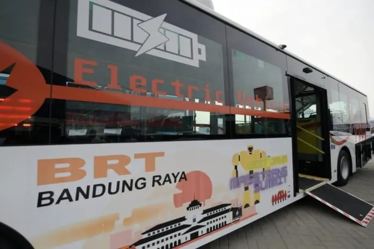 Transportasi Massal Bandung Raya Ditarget Rampung 2027