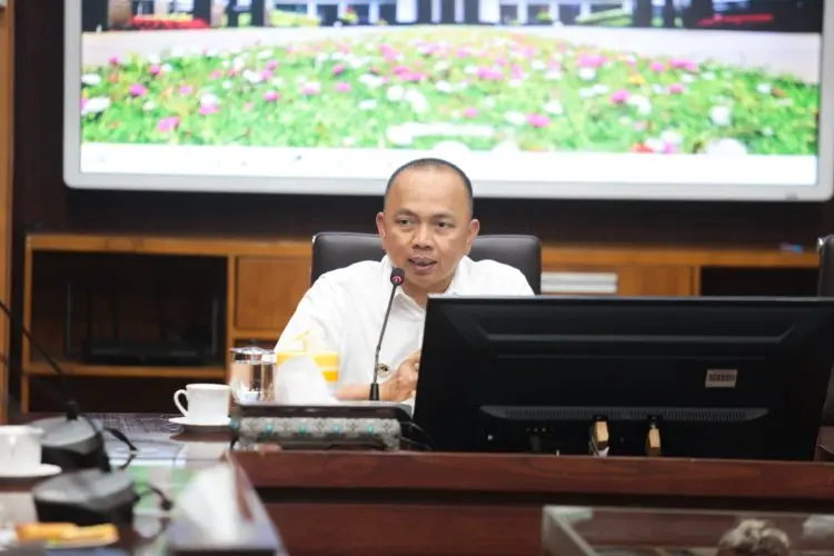 Pemkot Ajak Pihak Swasta di Kota Bandung Kelola Sampah Secara Mandiri