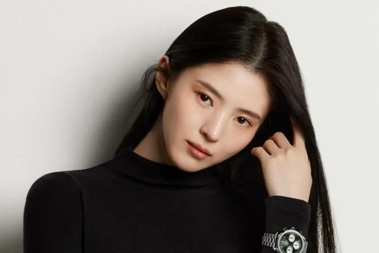 Meski Sangkal Tuduhan Komentar Jahat Terhadap Hyeri, Han So Hee Hadapi Reaksi Keras Netizen