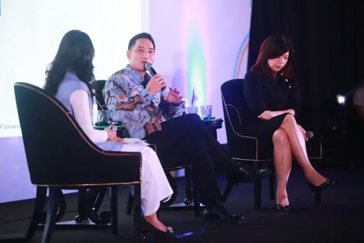 AXA Mandiri Genjot Literasi Keuangan dan Kesehatan Masyarakat Bandung