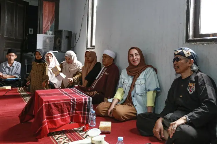 Ikut Blusukan, Teh Mutya Arfi Serap 3 Masalah Utama Warga Kota Bandung