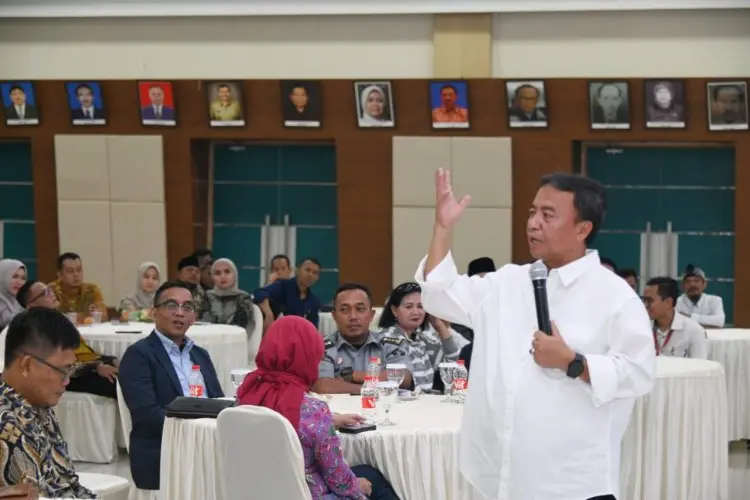 Perangkat Desa Dilatih Mandiri Selesaikan Persoalan Hukum Tanpa Pengacara